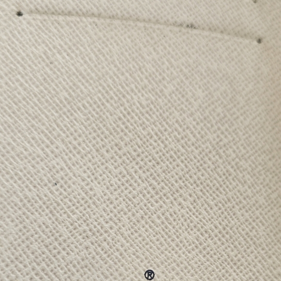 Louis Vuitton Damier Azur Wallet with Gold Clasp - Picture 5 of 8